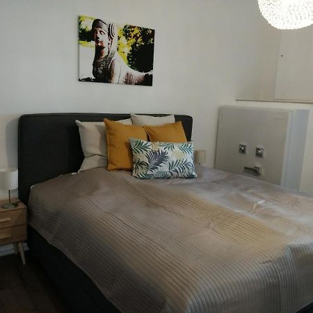 Strietpartment - 2 Schlafzimmer, Viel Raum Und Ruhe Aschaffenburg Luaran gambar